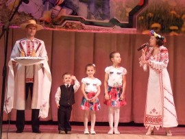 КАРАВАЙ С ХОККЕИСТАМИ семьи Тарасик. Московский район