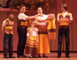 ХЛЕБ и МЕДОВАЯ ПАХЛАВА семьи Фокиных. Первомайский район