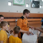 Вручение подарков за 6 место семье Расторгуевых из Первомайского района