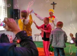 шоу мыльных пузырей